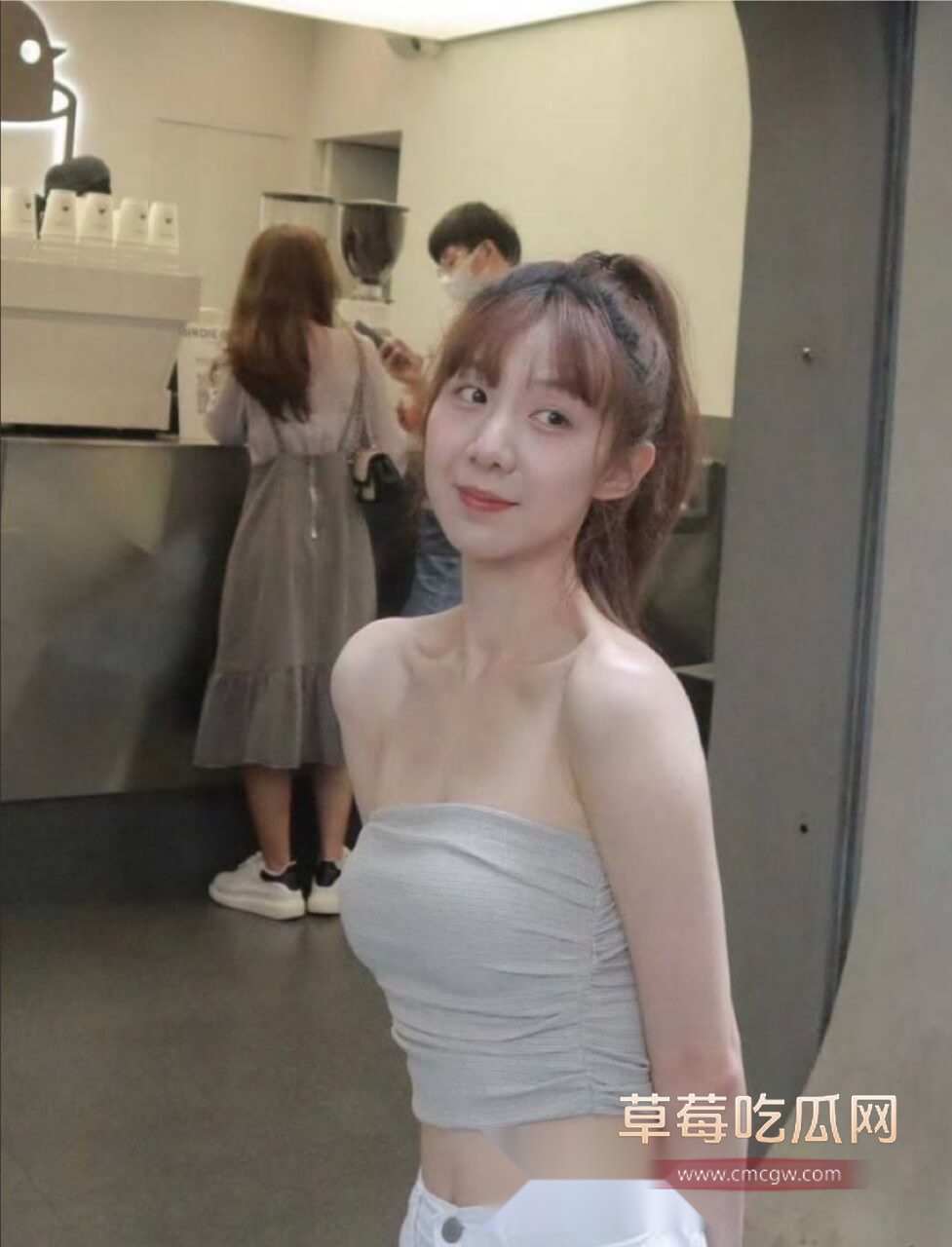 网友投稿,出差旅游和表姐疯狂做爱3.jpg 网友投稿,出差旅游和表姐疯狂做爱3.jpg