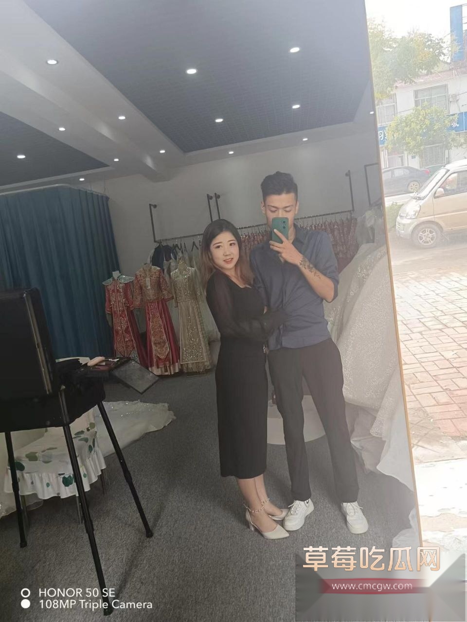 山东反差母狗骚逼人妻颜丽君曝光 3