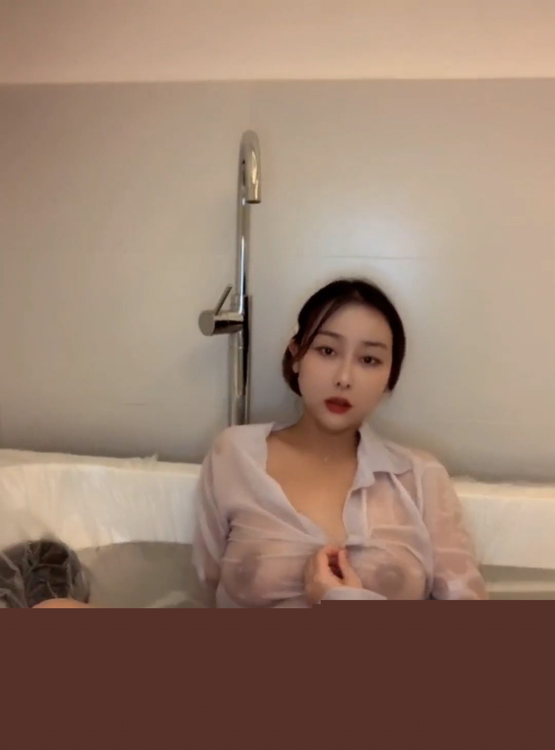 推特巨乳母狗宝儿大尺度私拍流出5 推特巨乳母狗宝儿大尺度私拍流出5