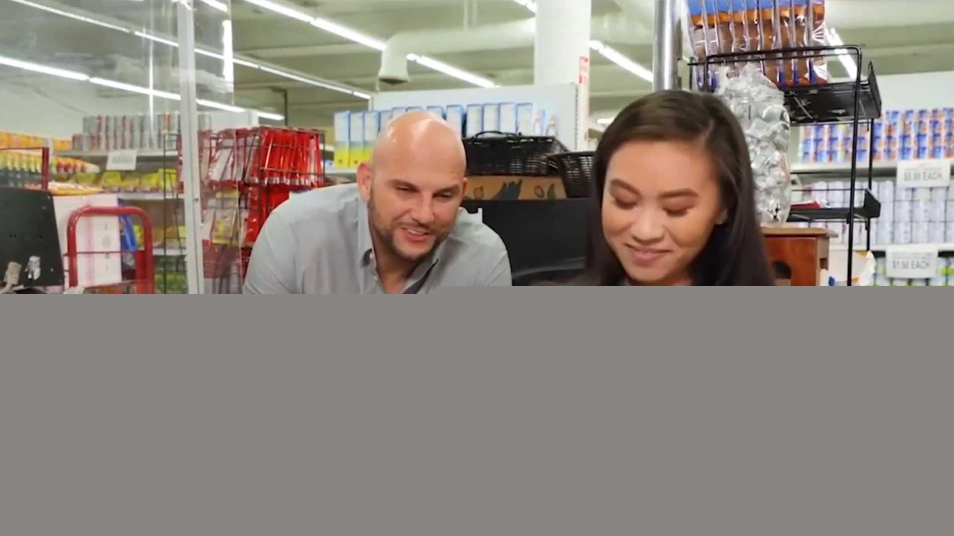 顾客勾引超市老板娘干炮 3