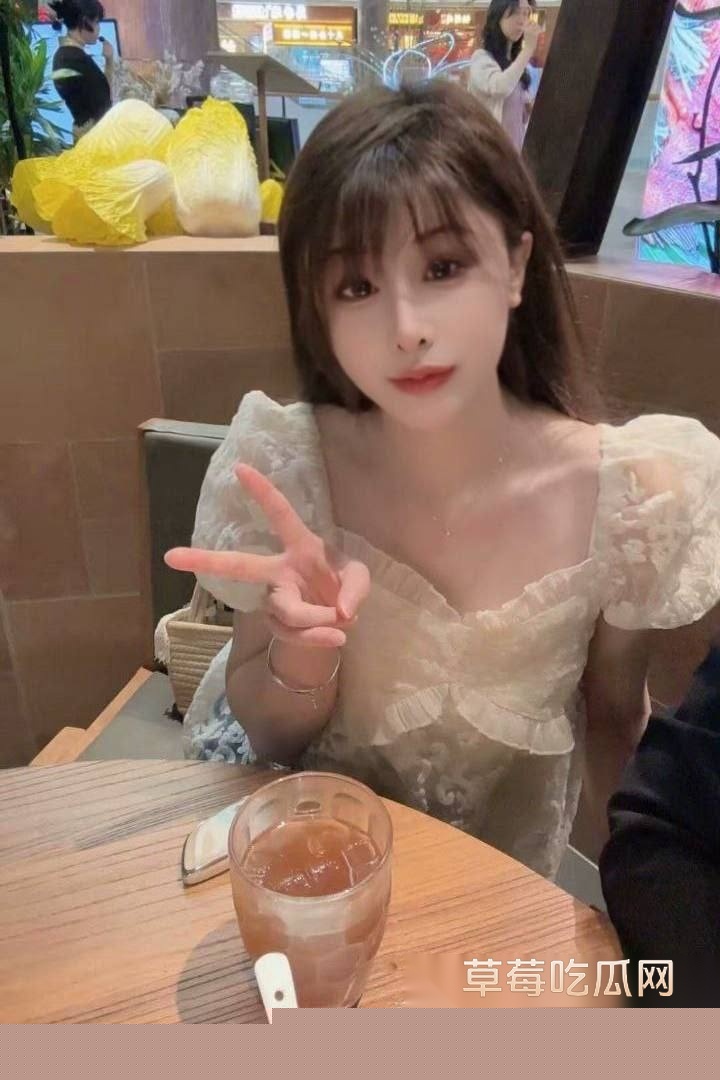 杭州上城区高颜反差外围骚货 5 杭州上城区高颜反差外围骚货 5