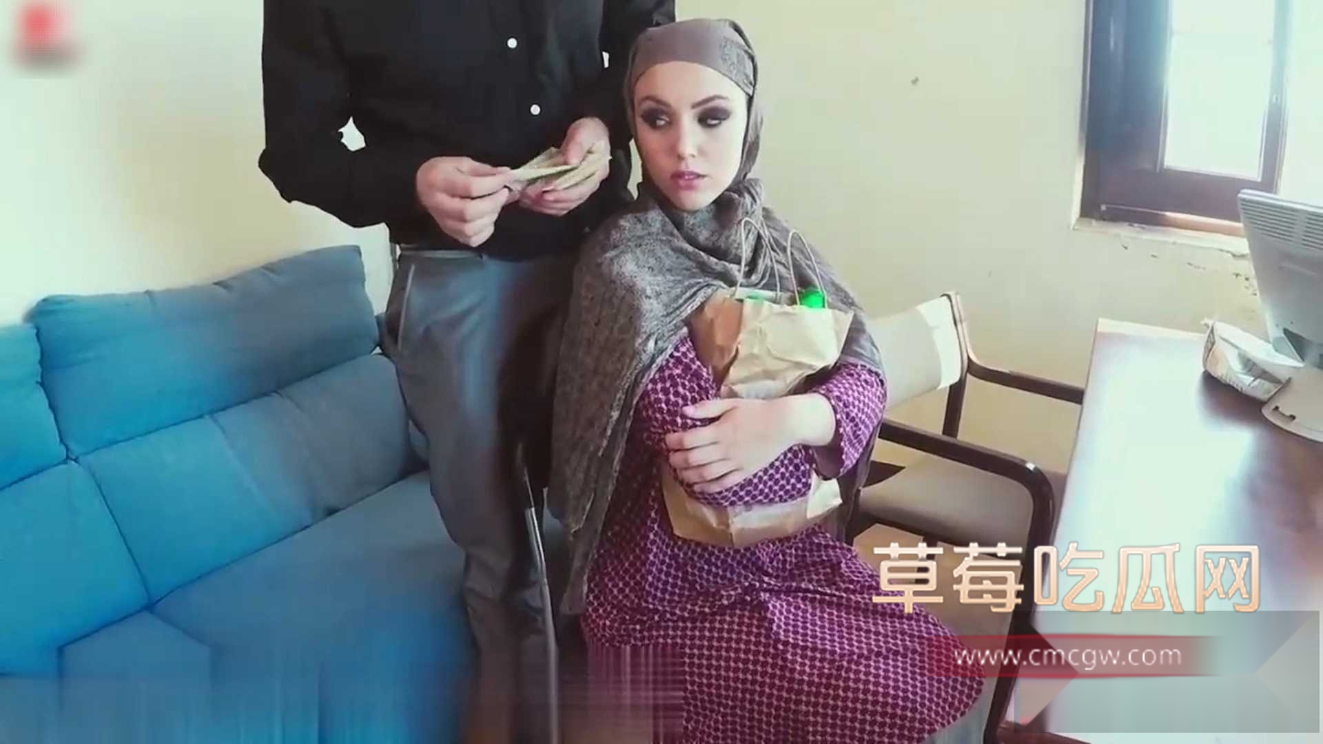 穆斯林美女与上司的无套巨屌性爱 2