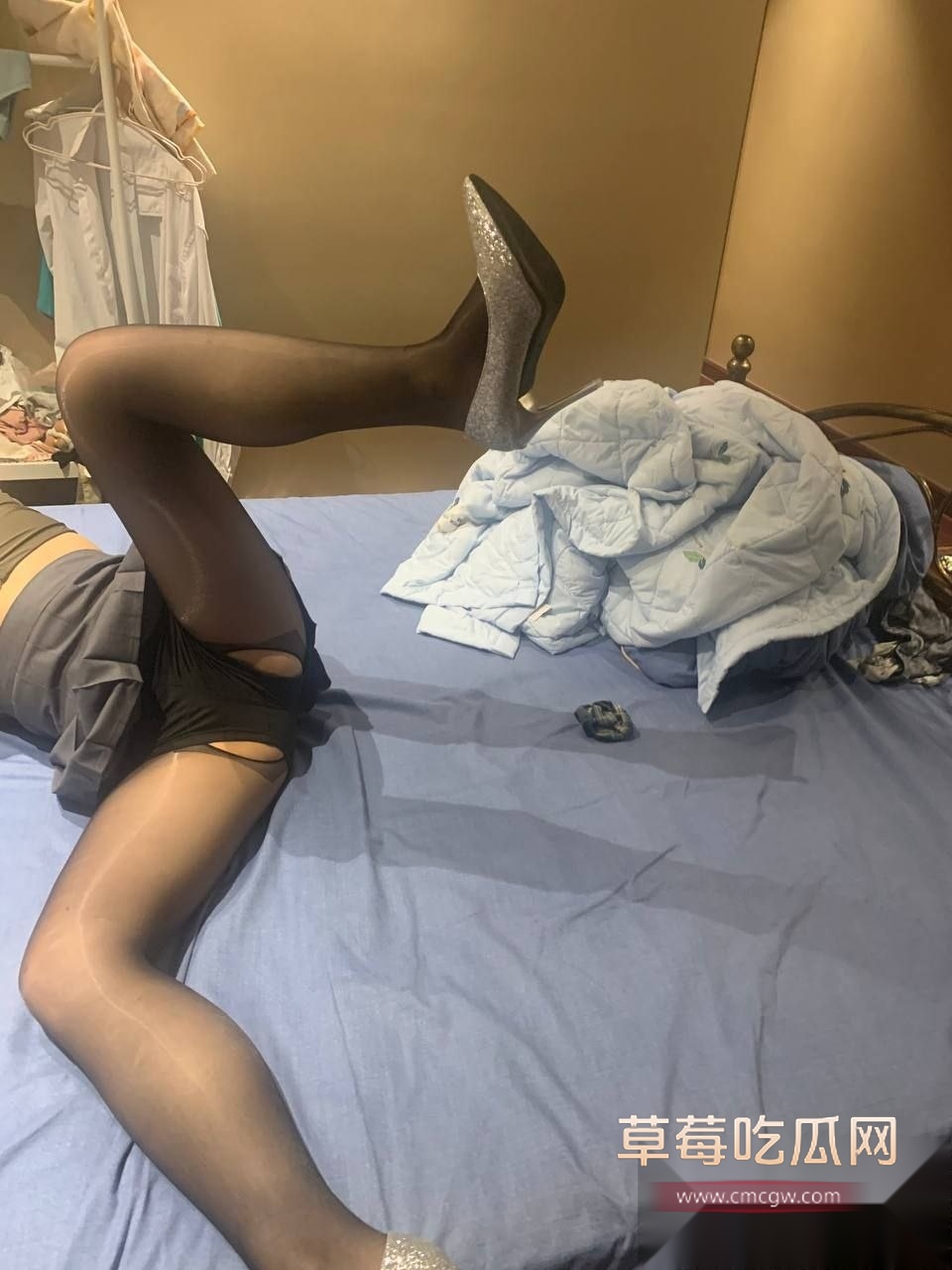 绿帽大神鹿林FQ肥臀少妇黑丝人妻 18