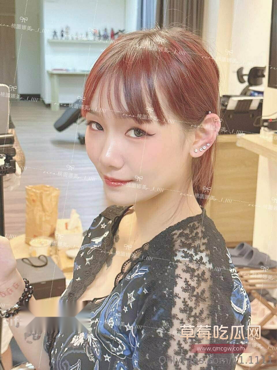 顶级骚货桃园娜美5.jpg 顶级骚货桃园娜美5.jpg