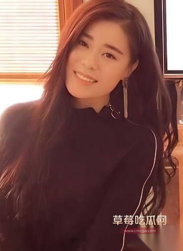 反差婊网红顾奈儿土豪定制视频3