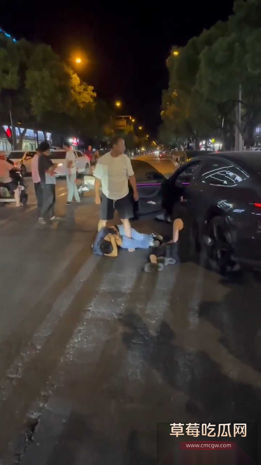 余杭某大酒店门口马路 3