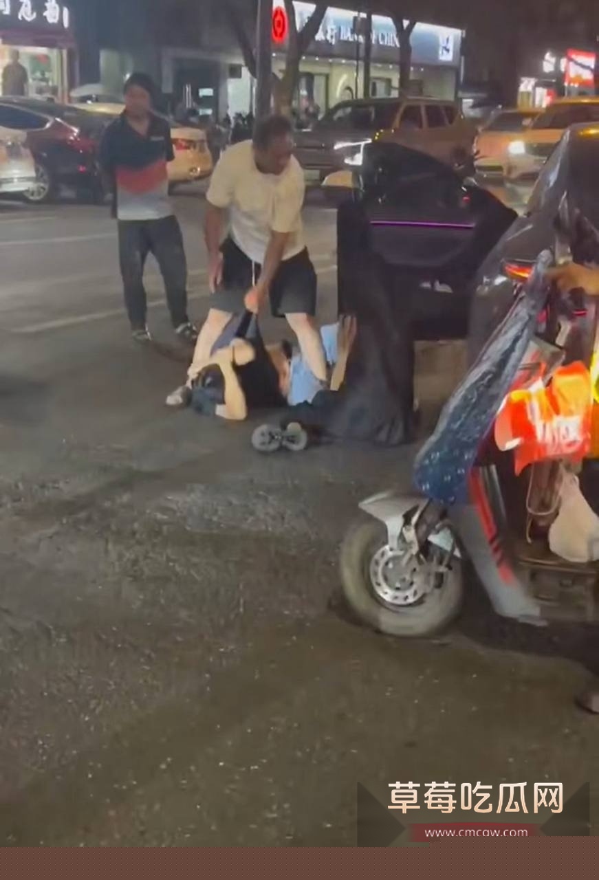 余杭某大酒店门口马路 8