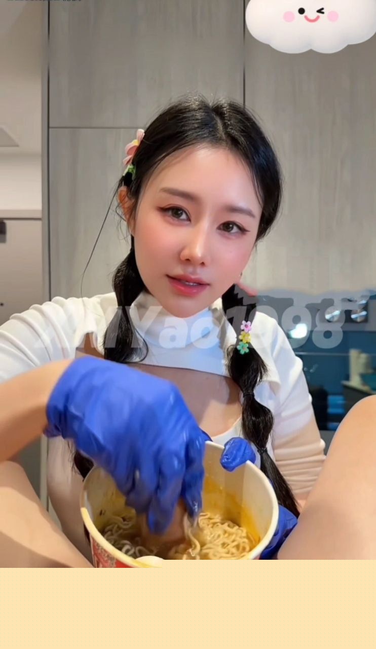 超淫荡网黄汐梦瑶化身重口主播4 超淫荡网黄汐梦瑶化身重口主播4