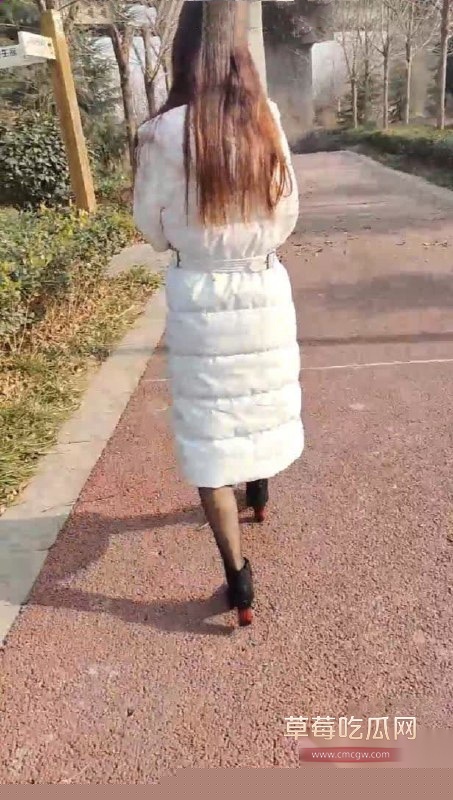 大胸嫂子会喷水 8