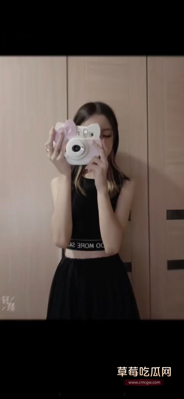 深圳深德高级技工学校高一妓女孙馨 22 深圳深德高级技工学校高一妓女孙馨 22