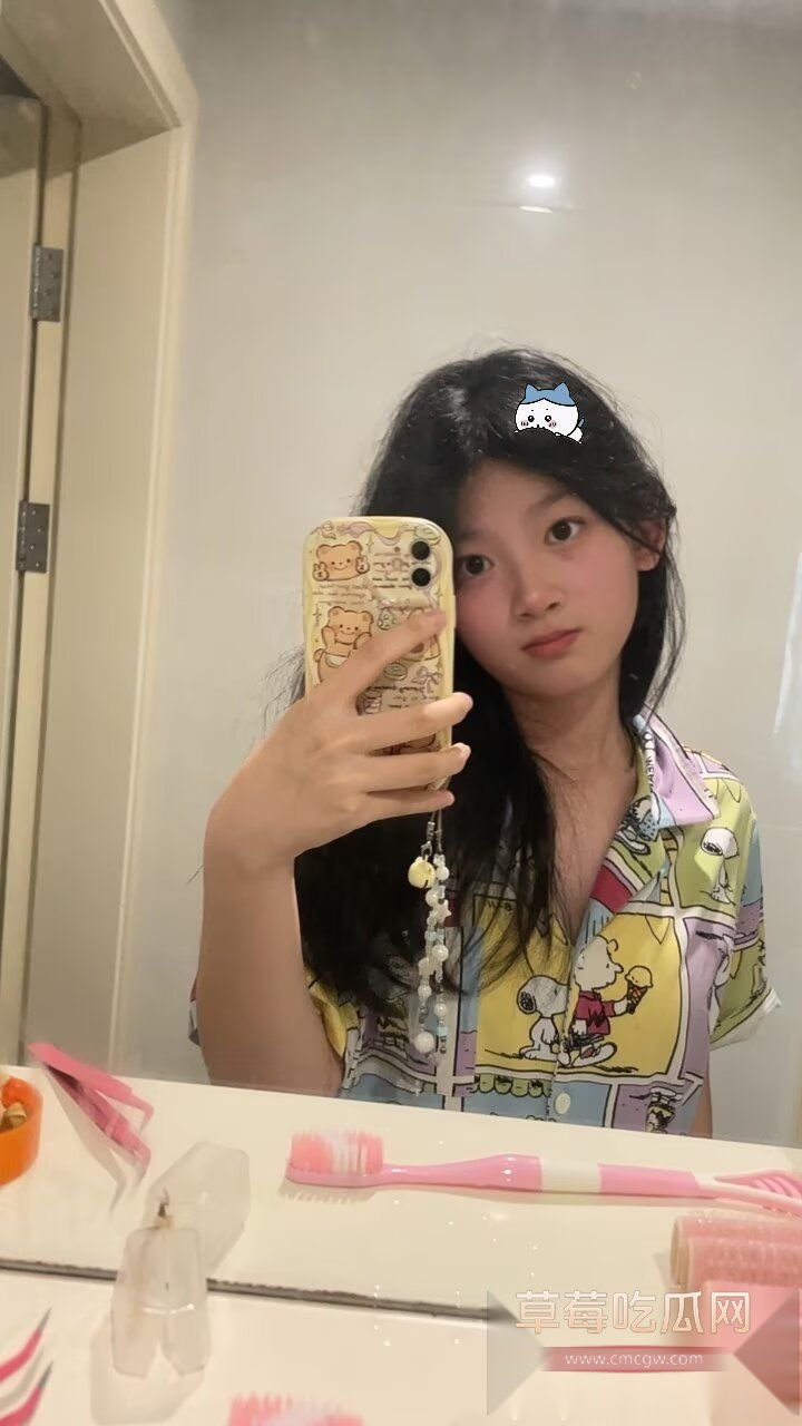 浙江临平职高高中生朱亦媛 10