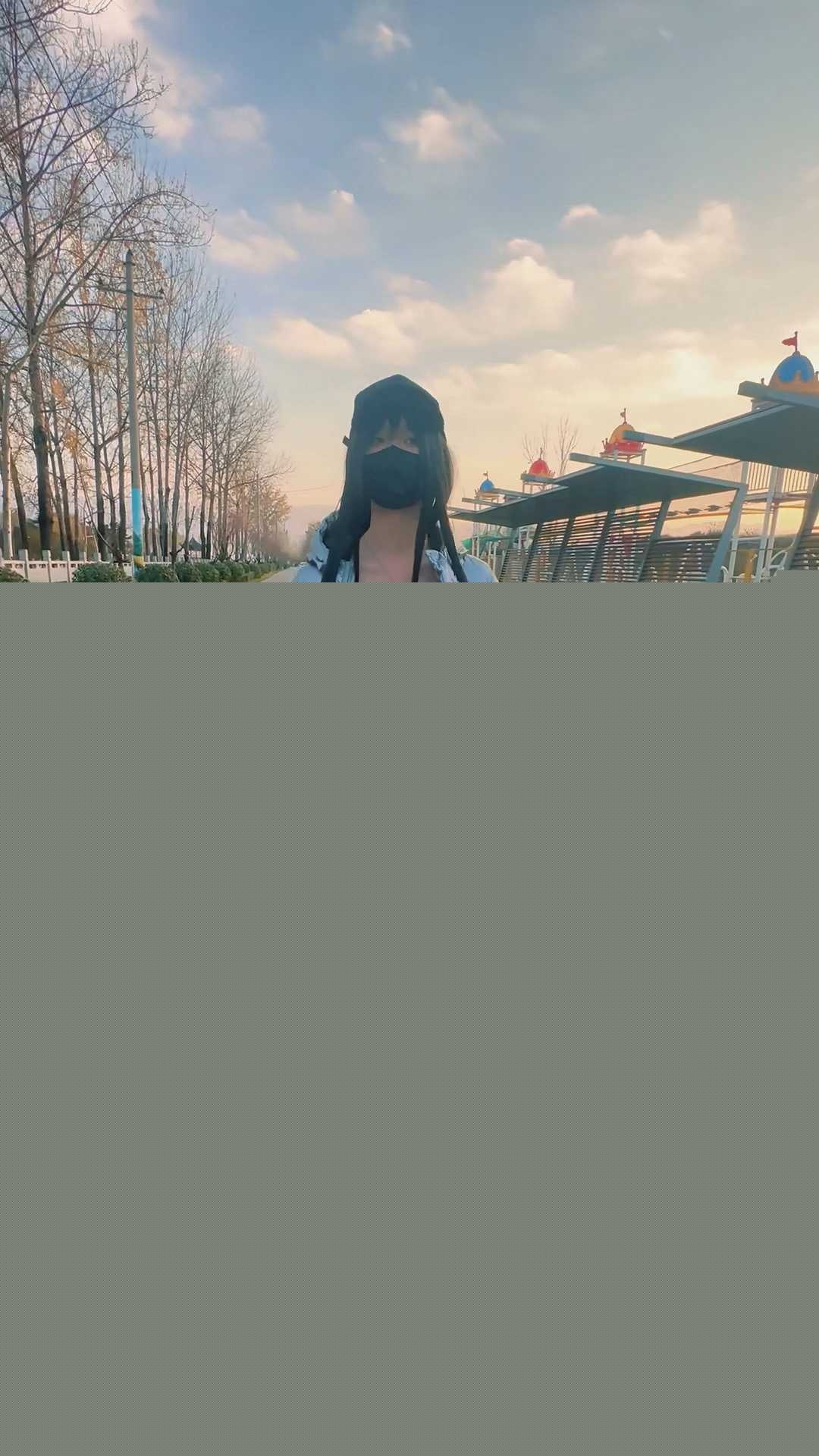 白天路边露出 4 白天路边露出 4