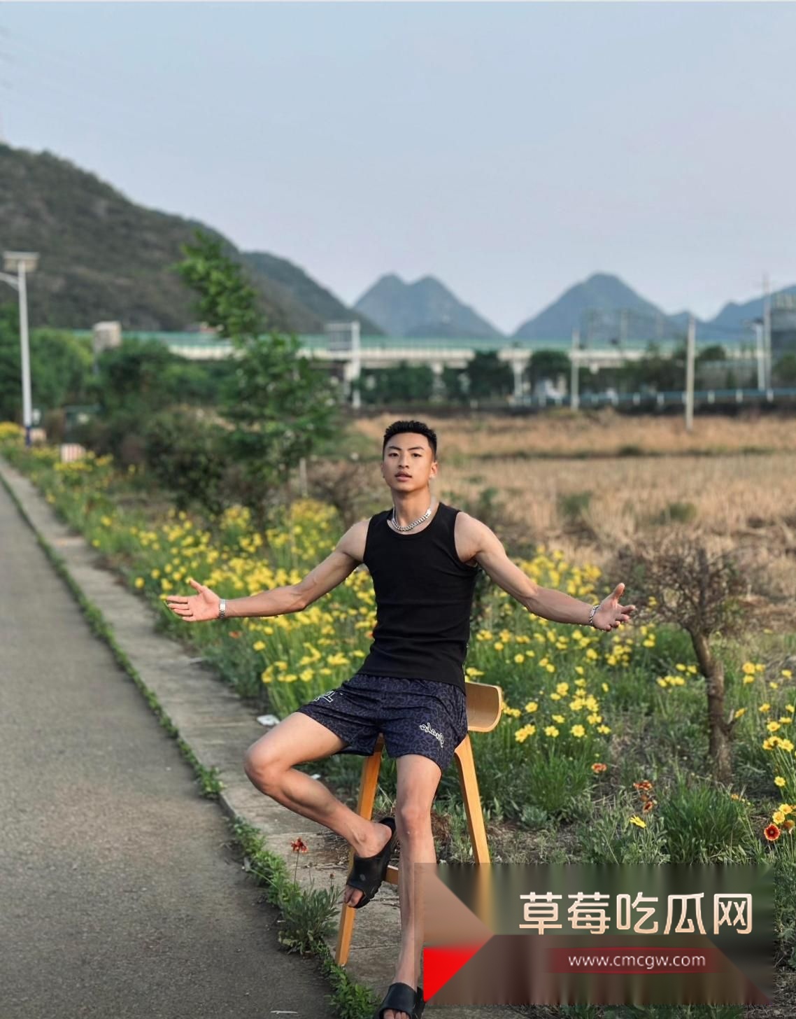 羞涩的潇约炮女粉丝3