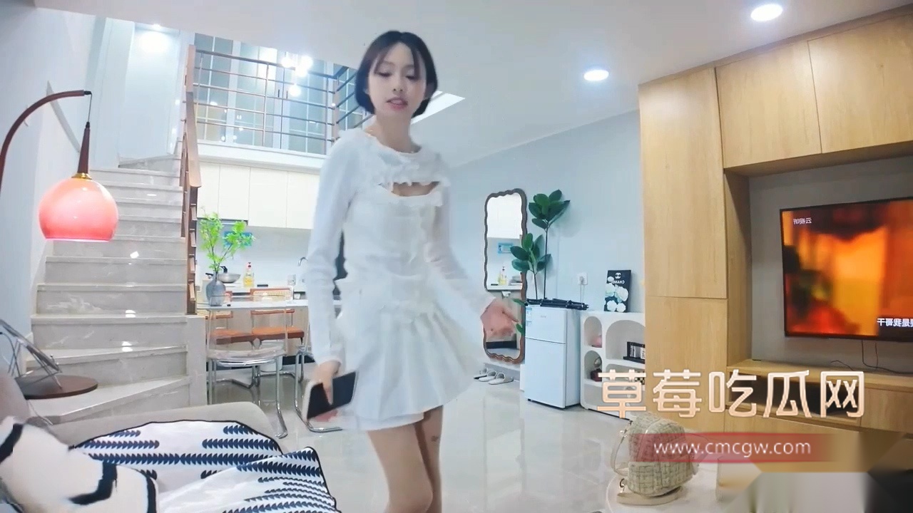 序列 329.00003417.Still003