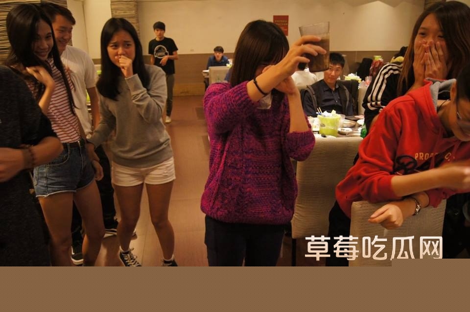 台湾中华大学淫荡母狗纪于婷 13