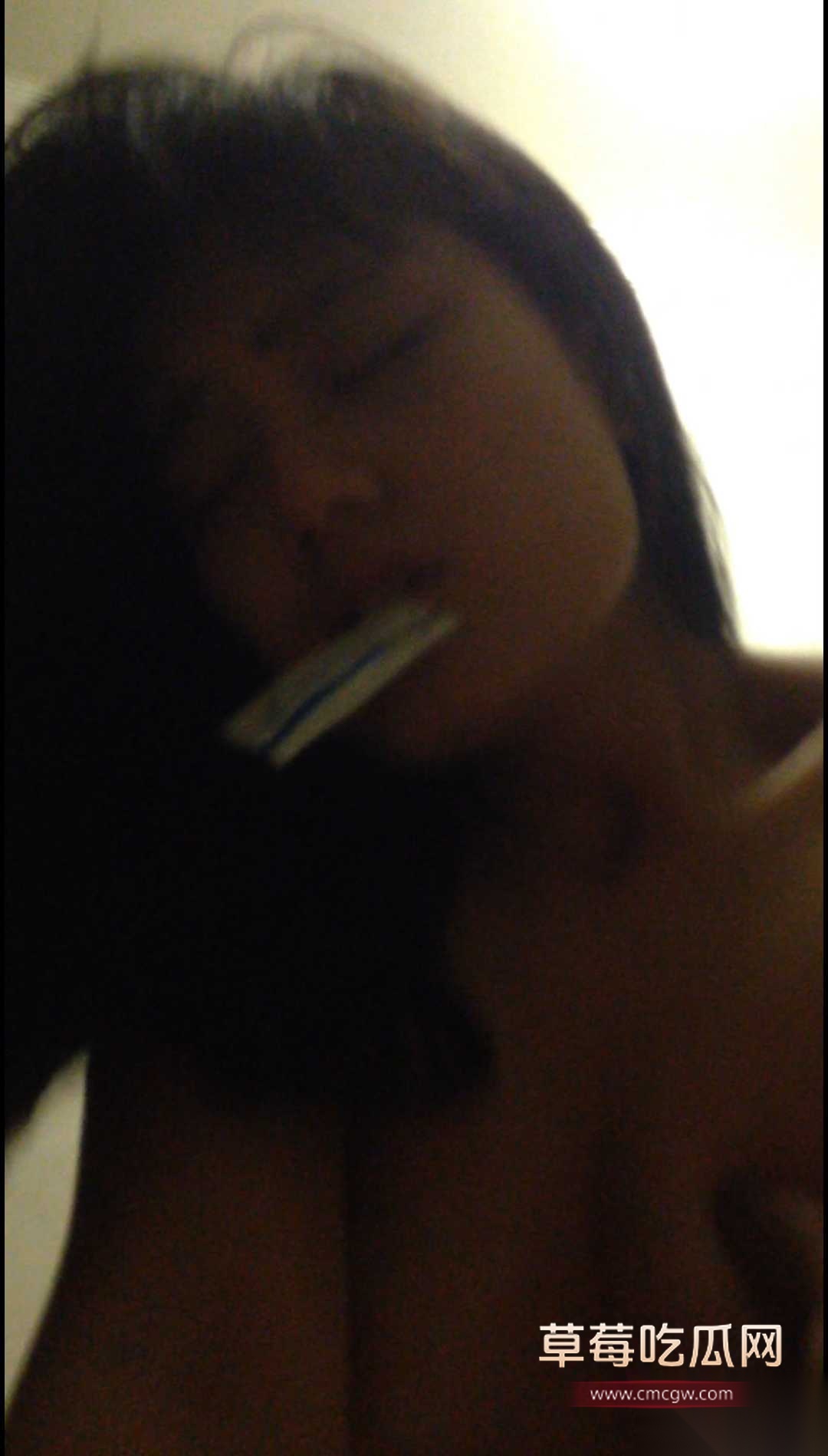 台湾中华大学淫荡母狗纪于婷 3