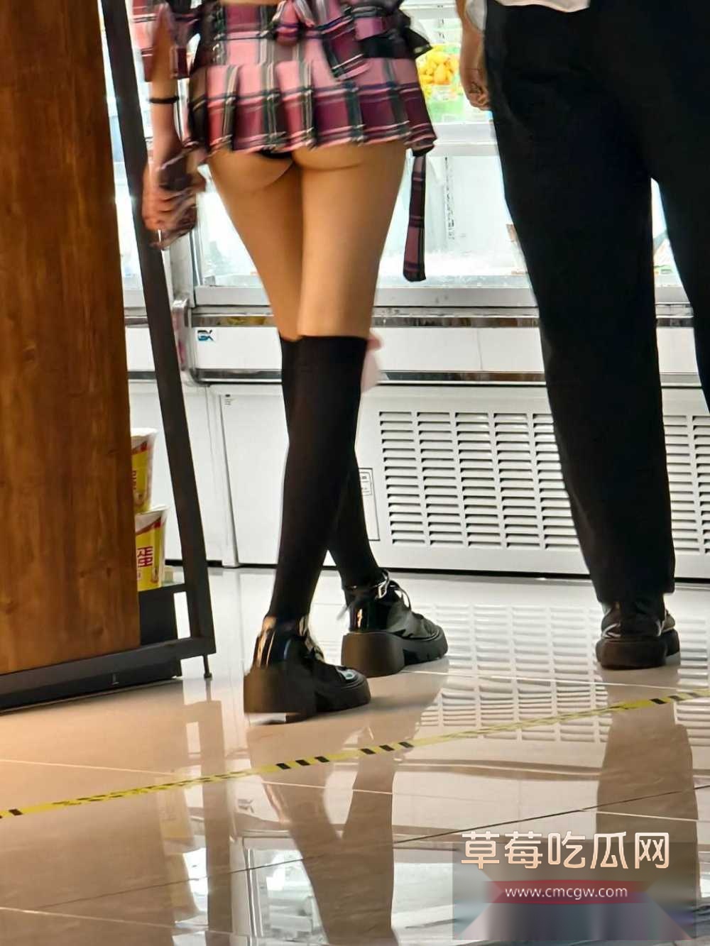 photo720250830170018 photo720250830170018