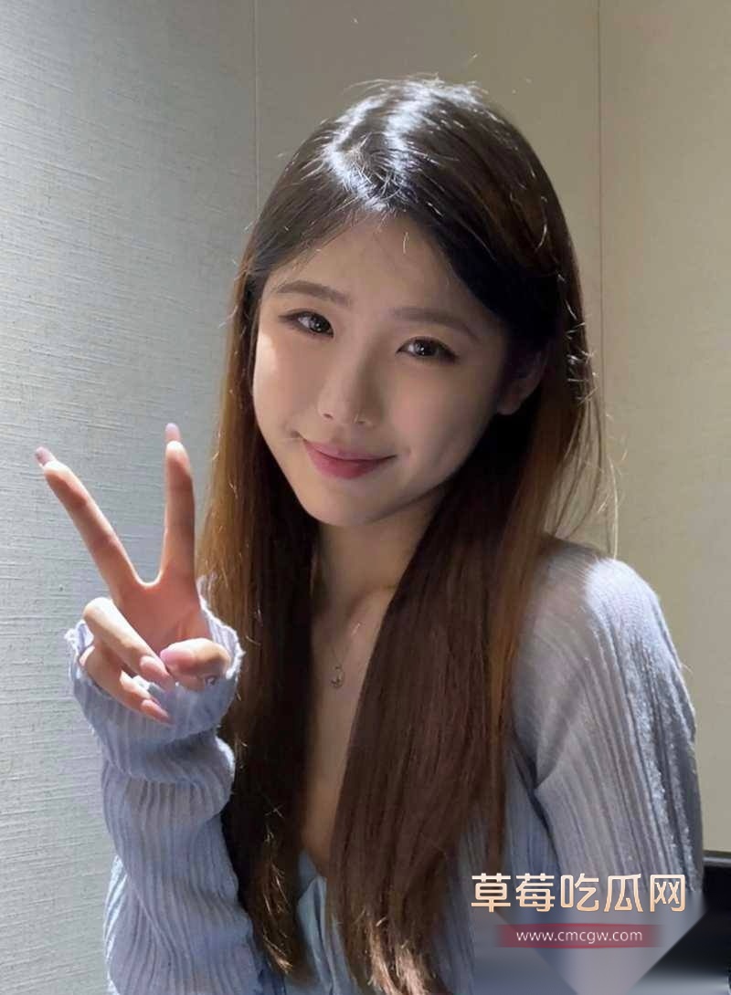 四川御姐邵怡芬口交视频 2