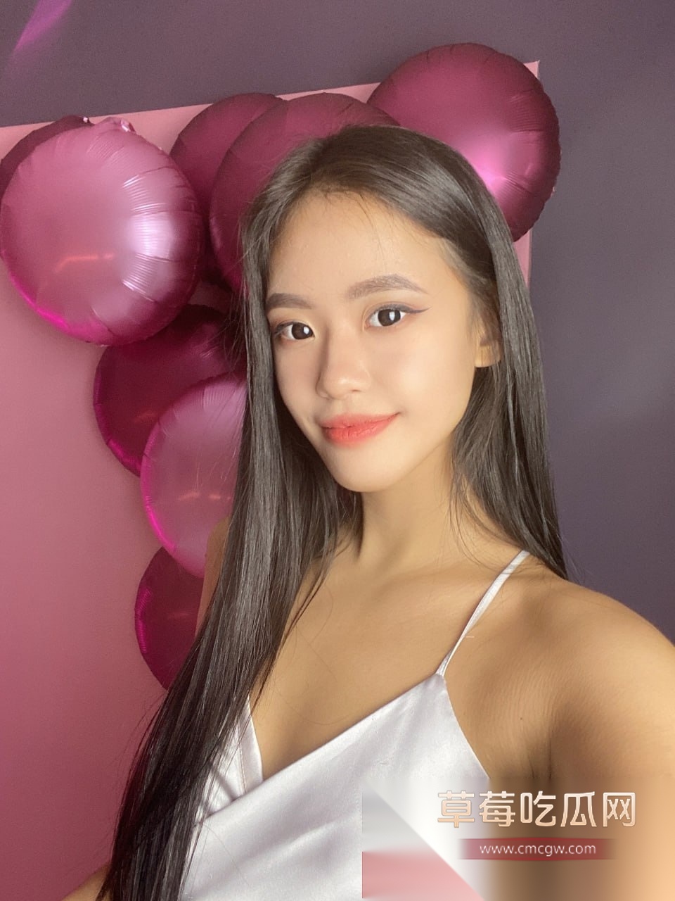 Onlyfans高颜顶级身材网黄Lichang 14 Onlyfans高颜顶级身材网黄Lichang 14