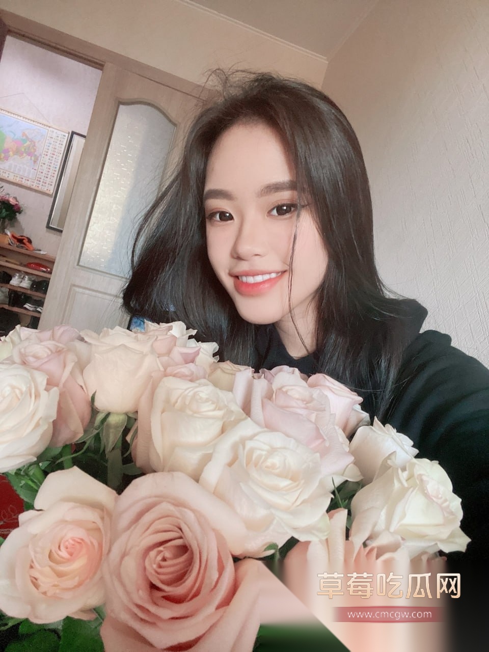 Onlyfans高颜顶级身材网黄Lichang 19 Onlyfans高颜顶级身材网黄Lichang 19