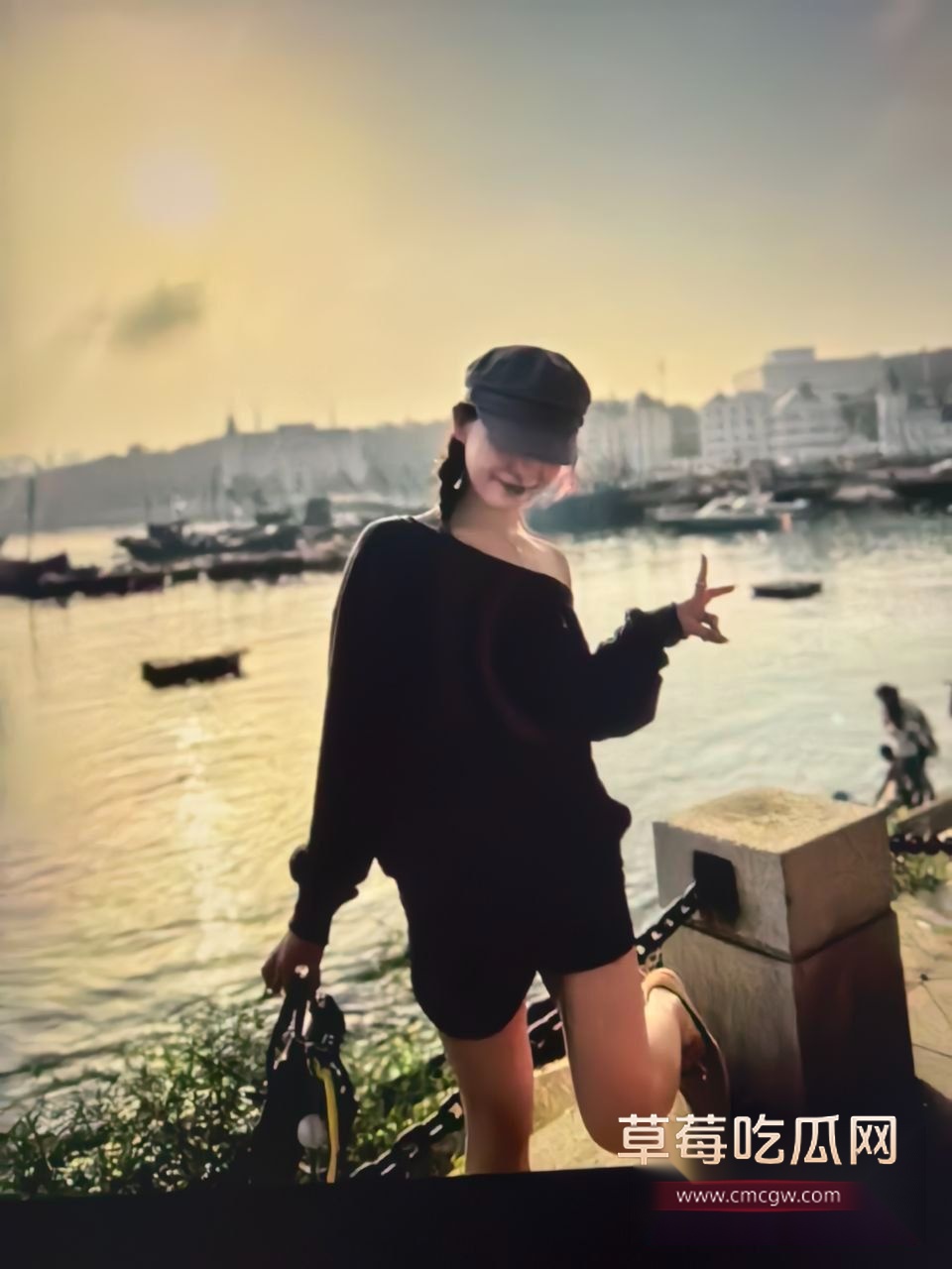 女大学生做爱私拍被男友牟利流出11 女大学生做爱私拍被男友牟利流出11