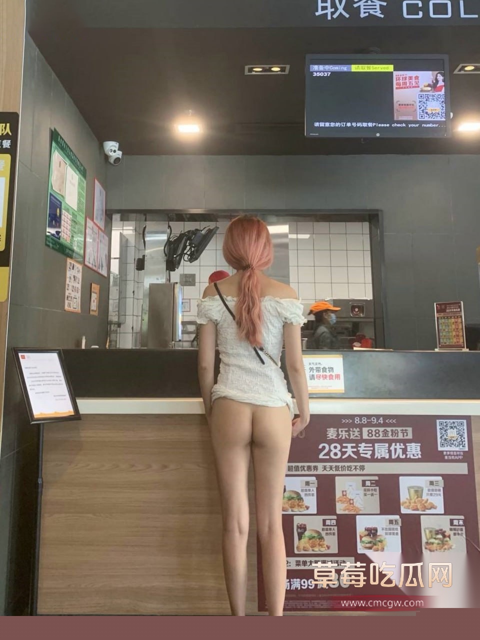 精盆母狗反差婊露娜000 14 精盆母狗反差婊露娜000 14