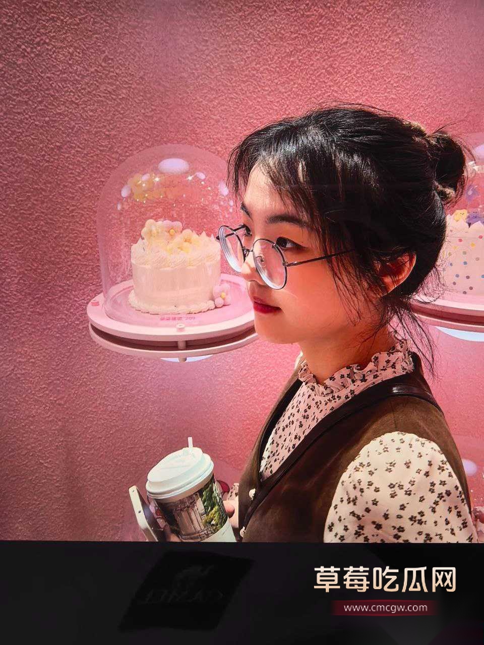 兰州大学大一清纯学妹 20 兰州大学大一清纯学妹 20