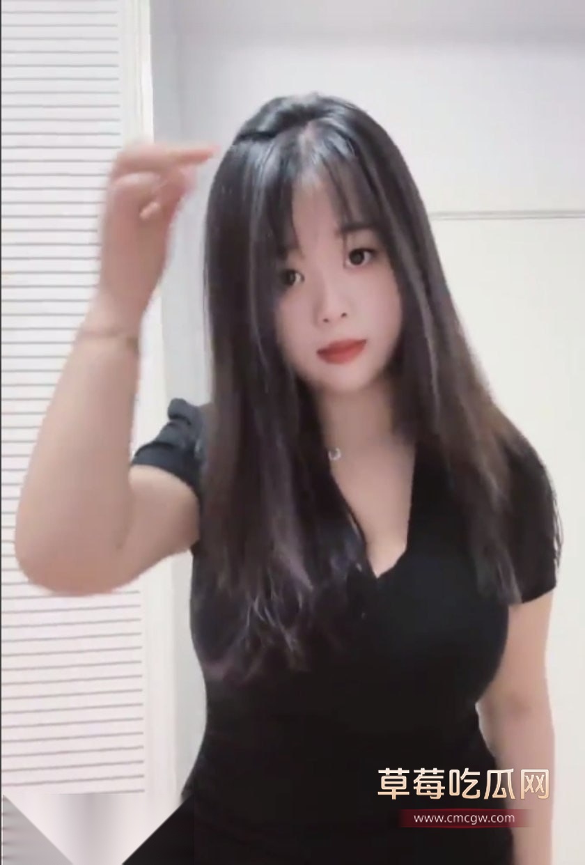 微胖女网红3.jpg