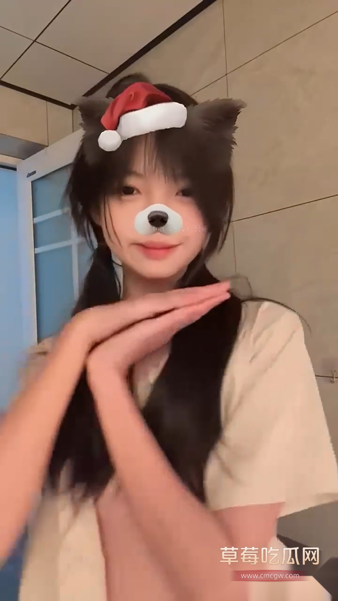 推特新晋骨感萝莉嫩妹讨厌小鱼干 1