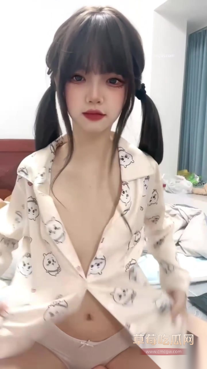 推特新晋骨感萝莉嫩妹讨厌小鱼干 8