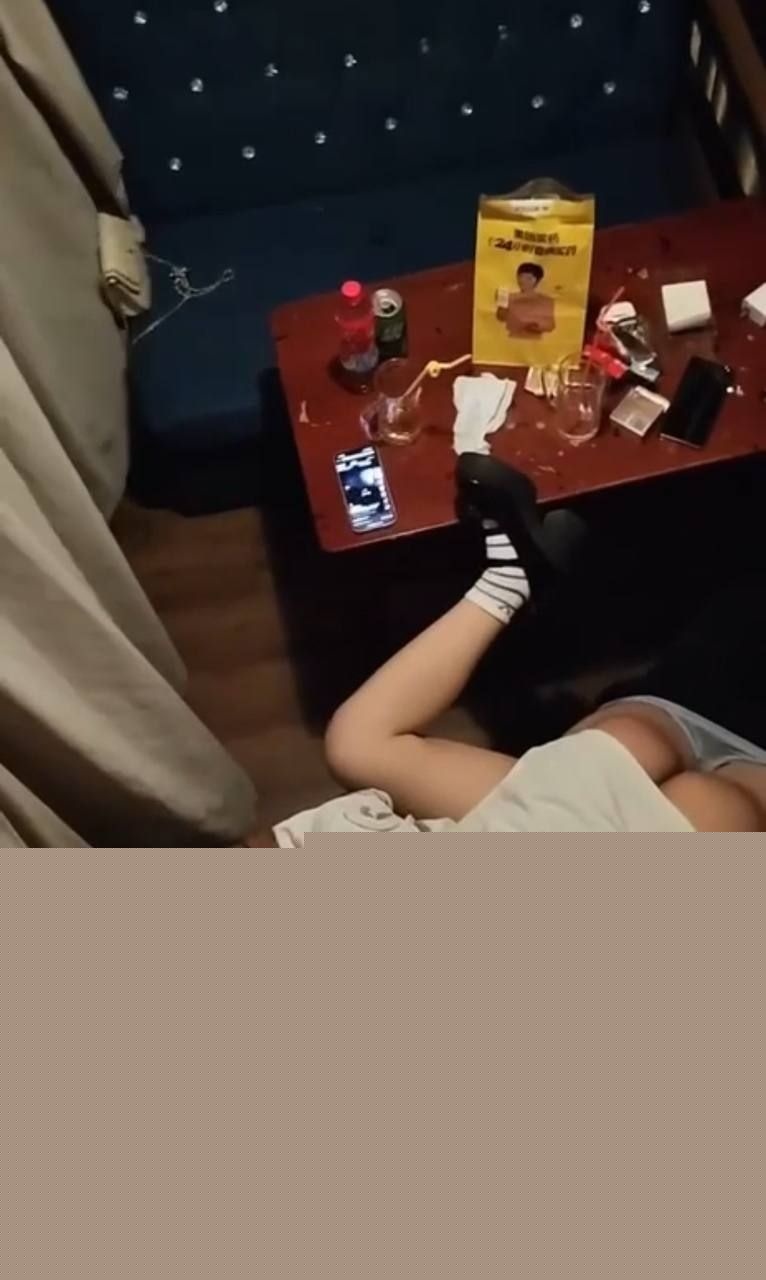 学生操逼被偷拍1 学生操逼被偷拍1