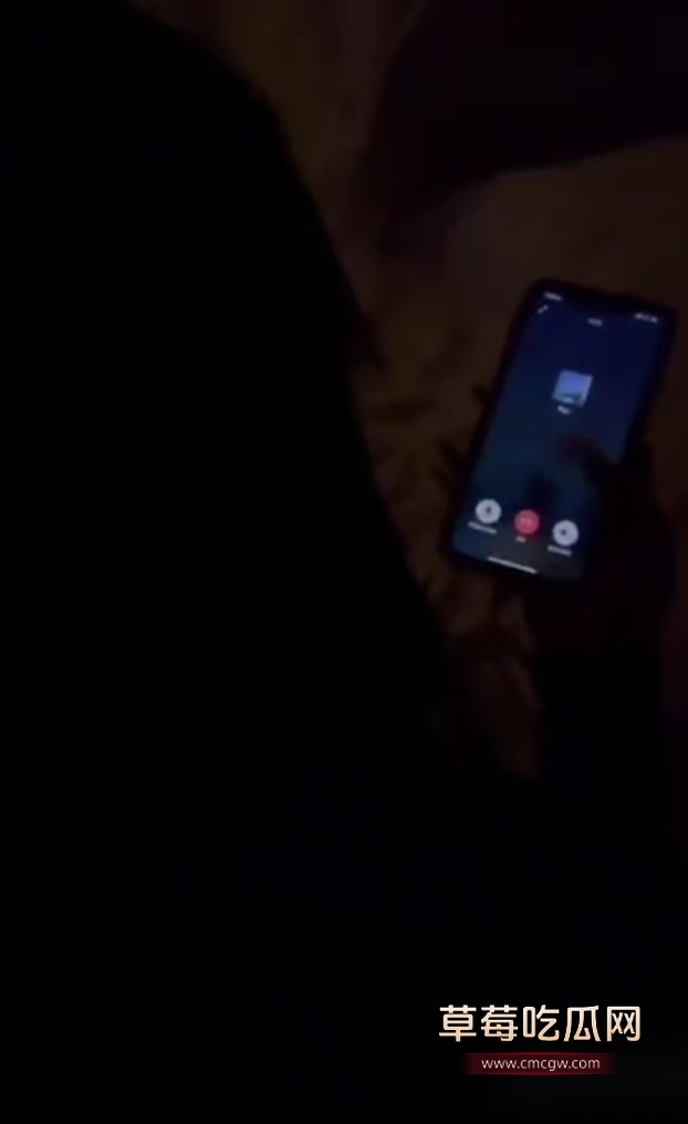 性爱时打电话 5 性爱时打电话 5