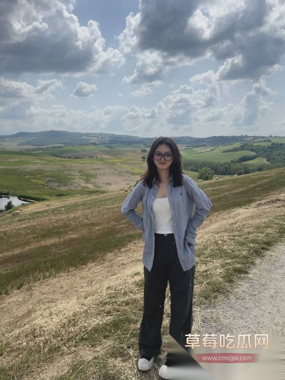 河北承德医学院骚逼学姐李鑫伊 17