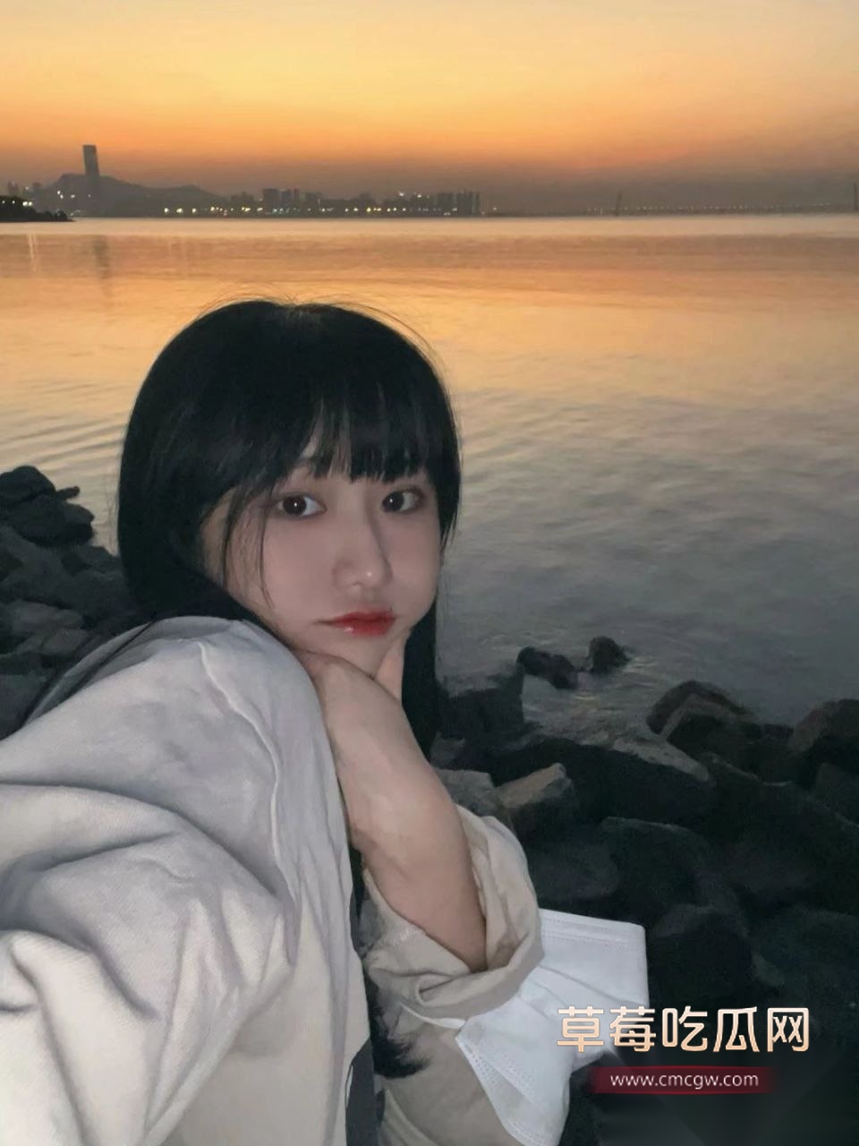 湖州师范学院大学生郭婉婷 12 湖州师范学院大学生郭婉婷 12