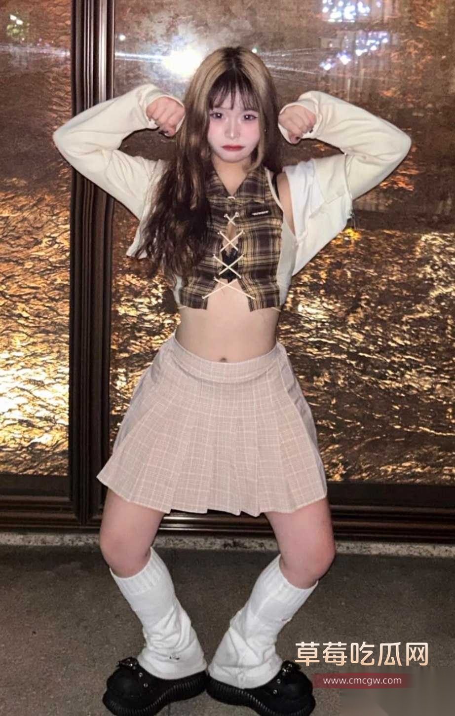 高颜156极品身材舞蹈社团长女大冠冠 16