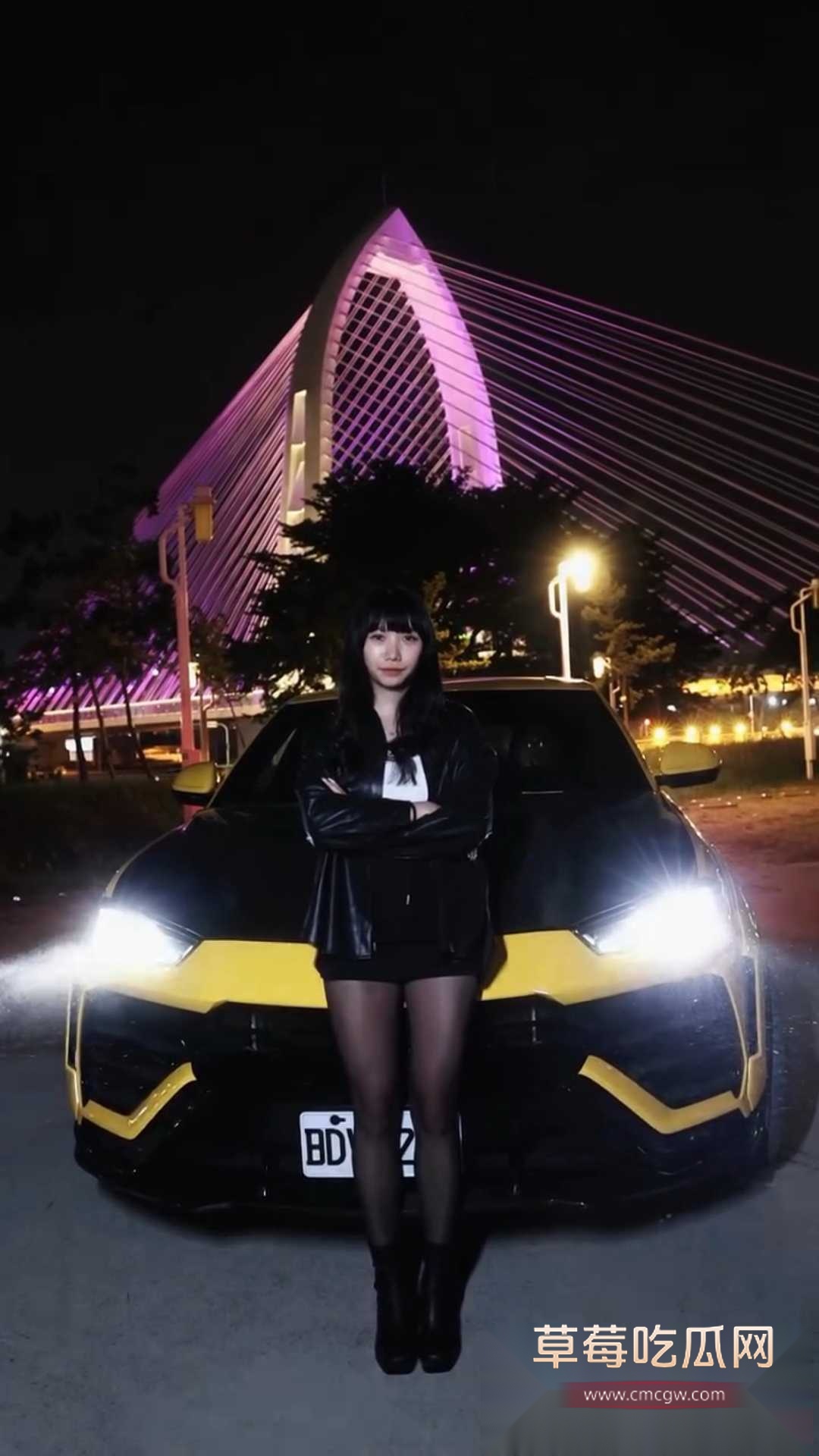 IG拥有4万粉丝的齐刘海大长腿机车博主 1 IG拥有4万粉丝的齐刘海大长腿机车博主 1