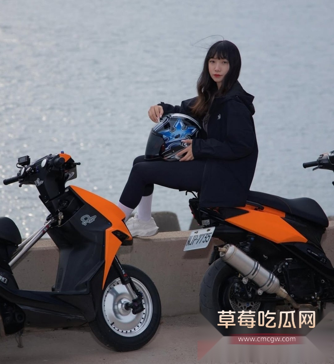 IG拥有4万粉丝的齐刘海大长腿机车博主 9 IG拥有4万粉丝的齐刘海大长腿机车博主 9