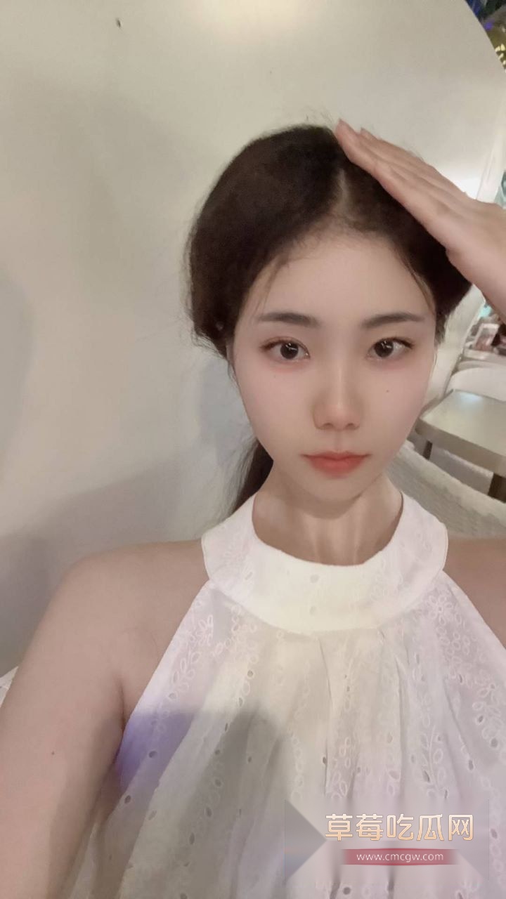 杨琴高颜值生活照6 杨琴高颜值生活照6