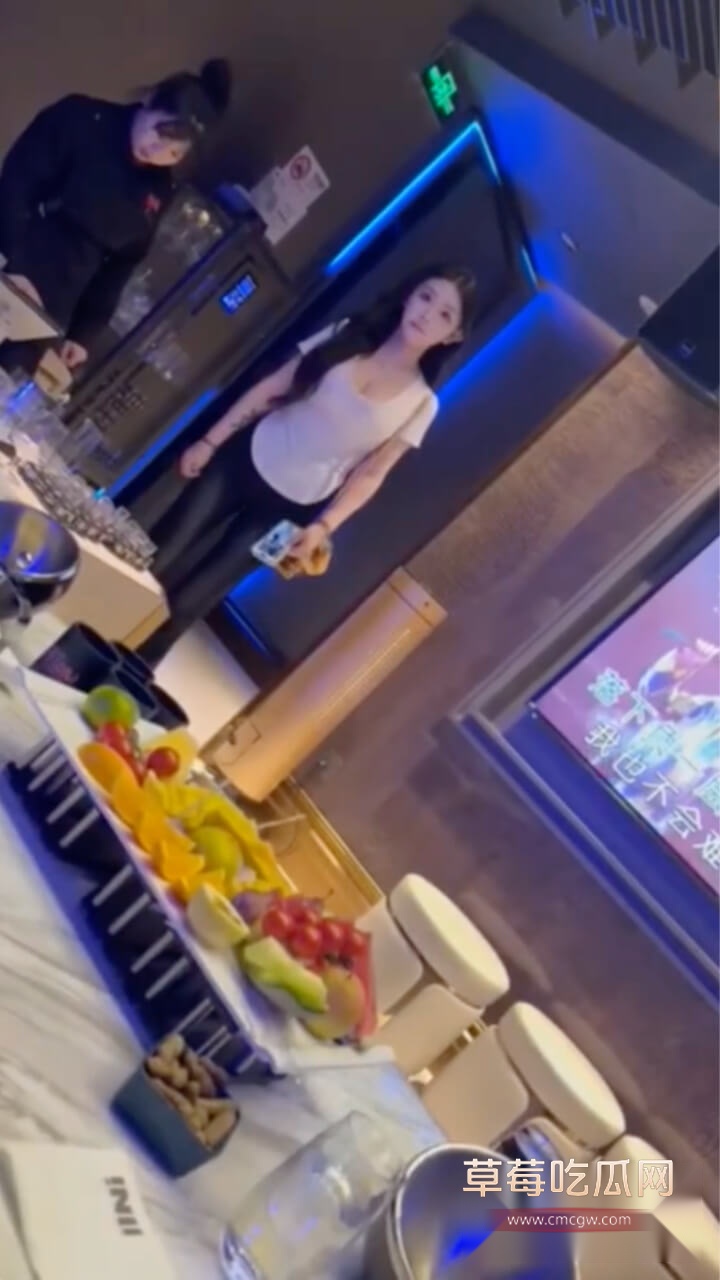 KTV里字头开头的陪酒妹5.jpg KTV里字头开头的陪酒妹5.jpg