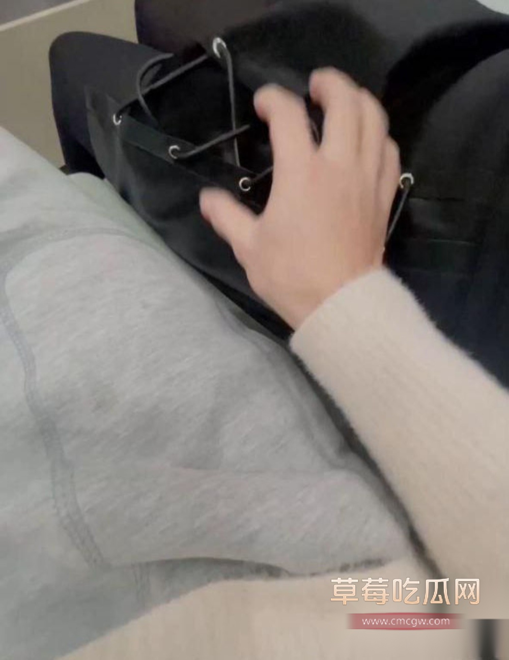 photo420250912161953