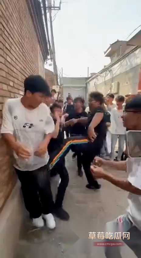 初中生遭遇霸凌事件1