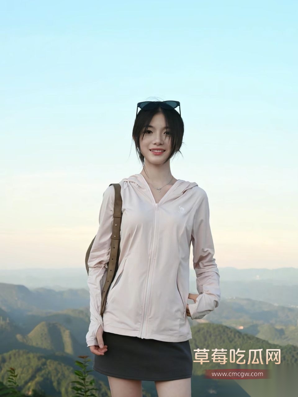 广东省阳江市江城区00后新婚小夫妇 14