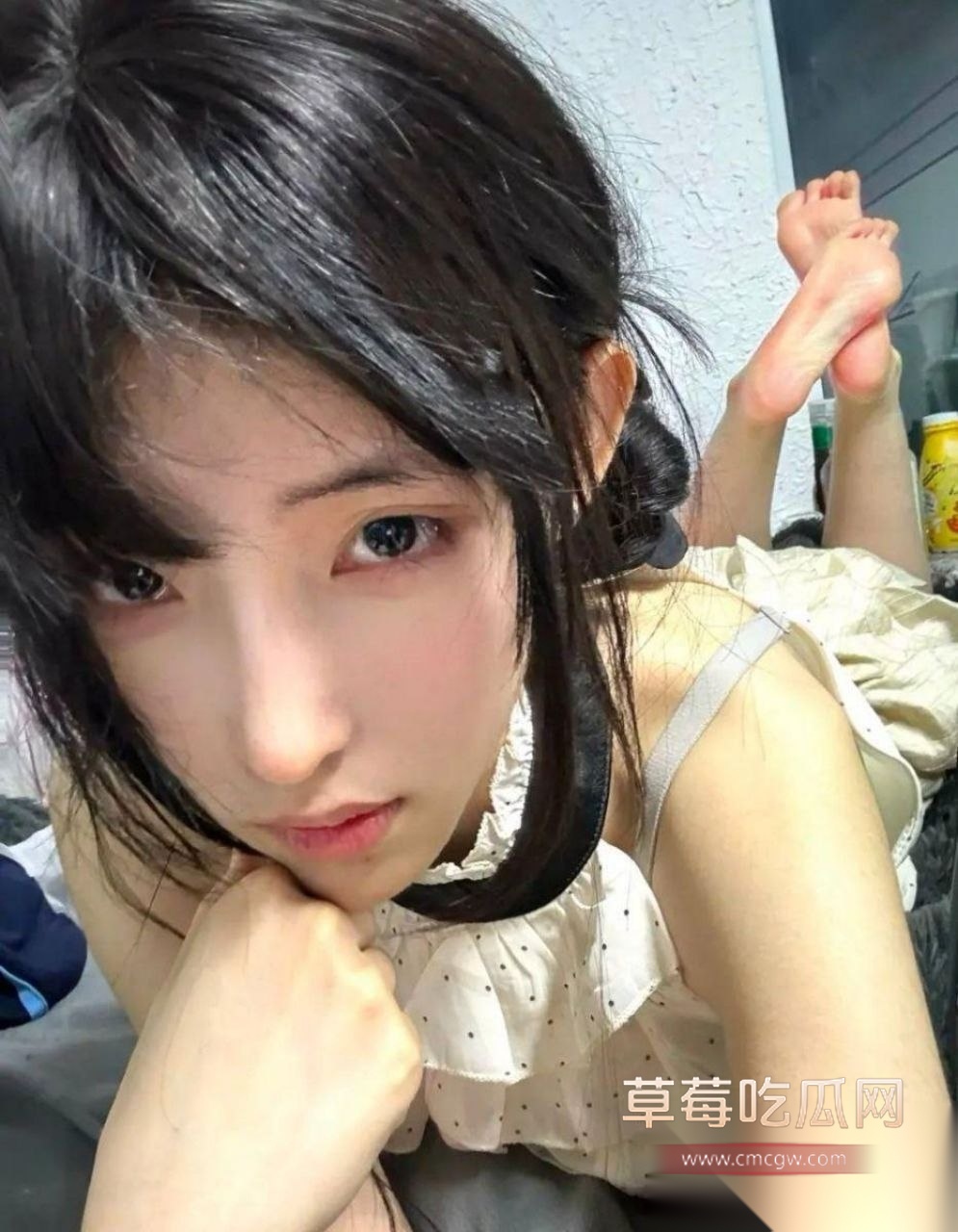 某艺术系女大学生 13