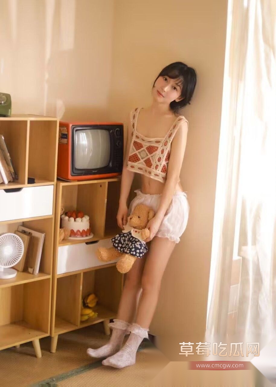 别都商学院工商管理专业大四学姐邵依依 13