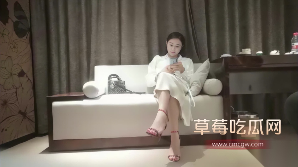 小宝寻花经典作之高跟长裙大长腿这腿不得一米八不脱高跟攻速加0001 小宝寻花经典作之高跟长裙大长腿这腿不得一米八不脱高跟攻速加0001