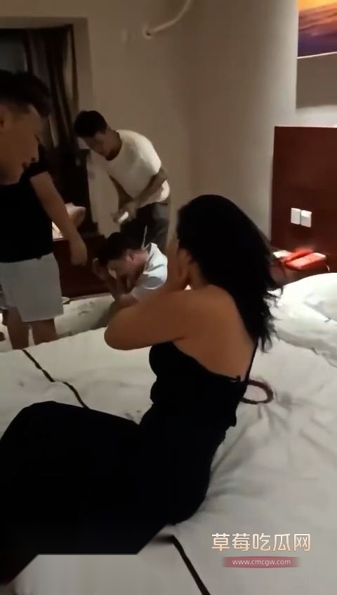 出轨人妻被抓奸6 出轨人妻被抓奸6