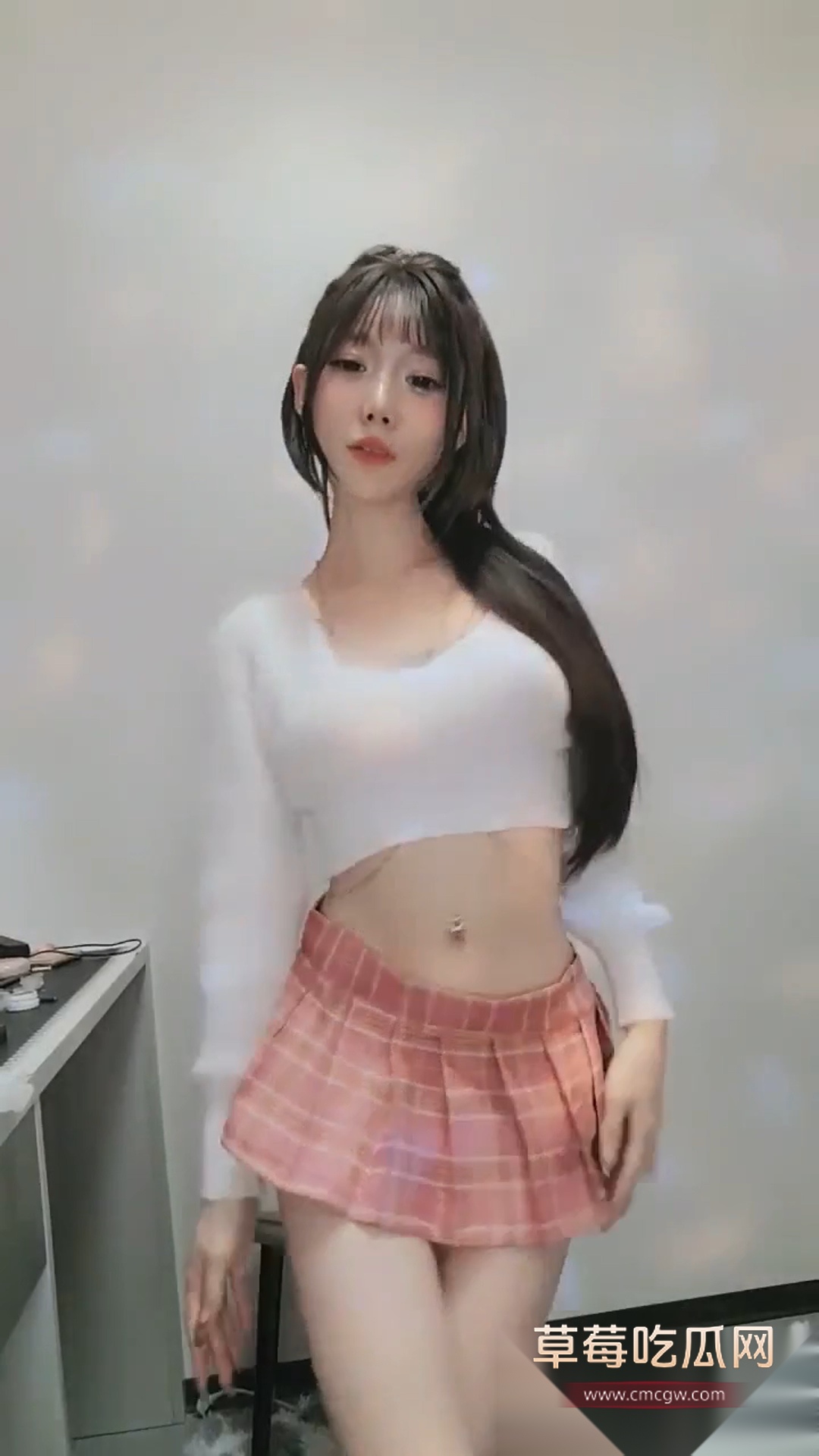 推特高颜值嫩妹林骆熙定制大尺度福利 2