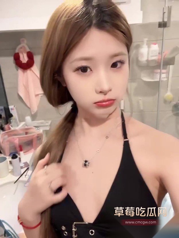 推特极品露脸裸舞女神小屁 16