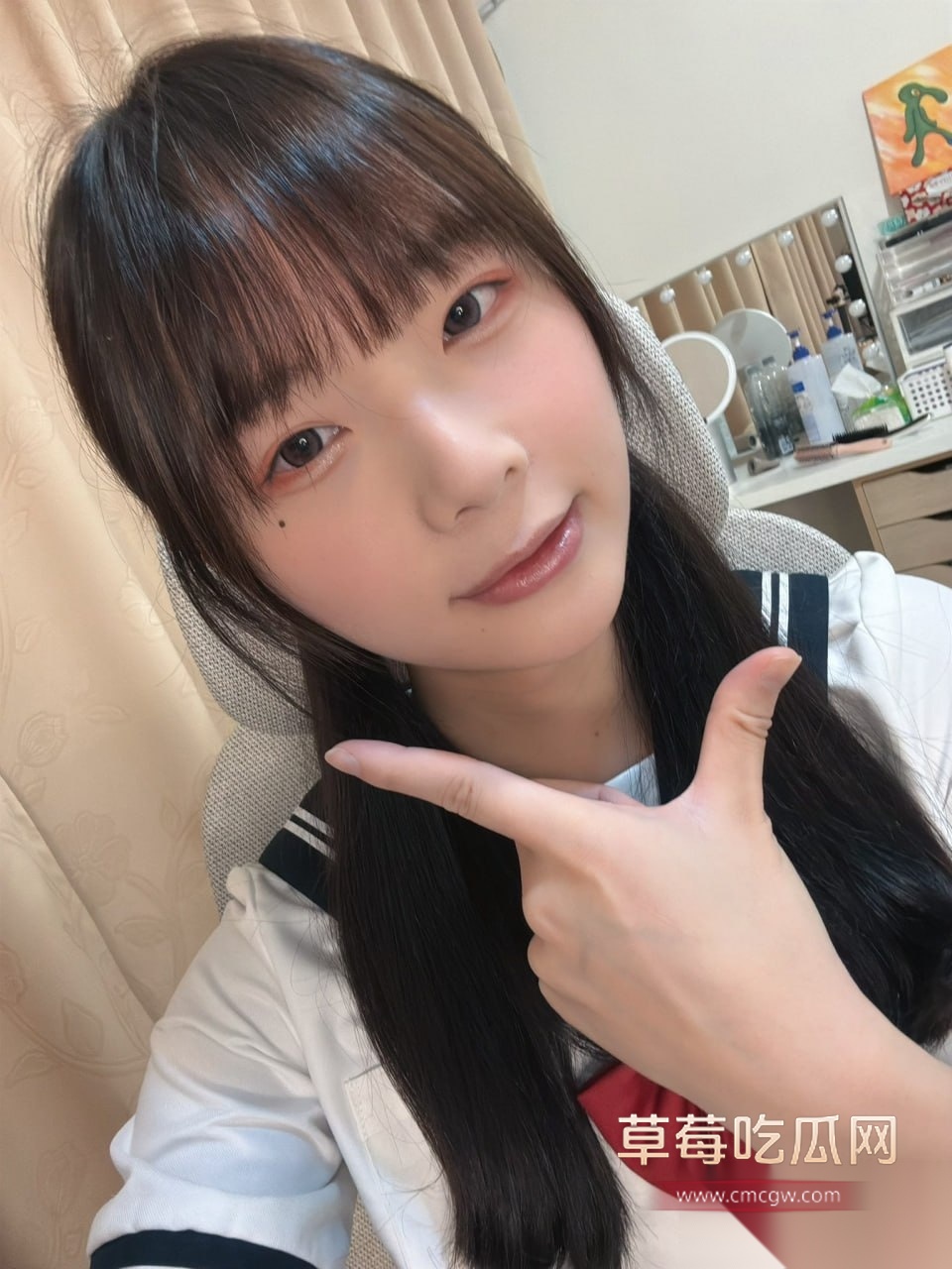 币圈爆仓的小男娘为了还债签下卖身契约 6