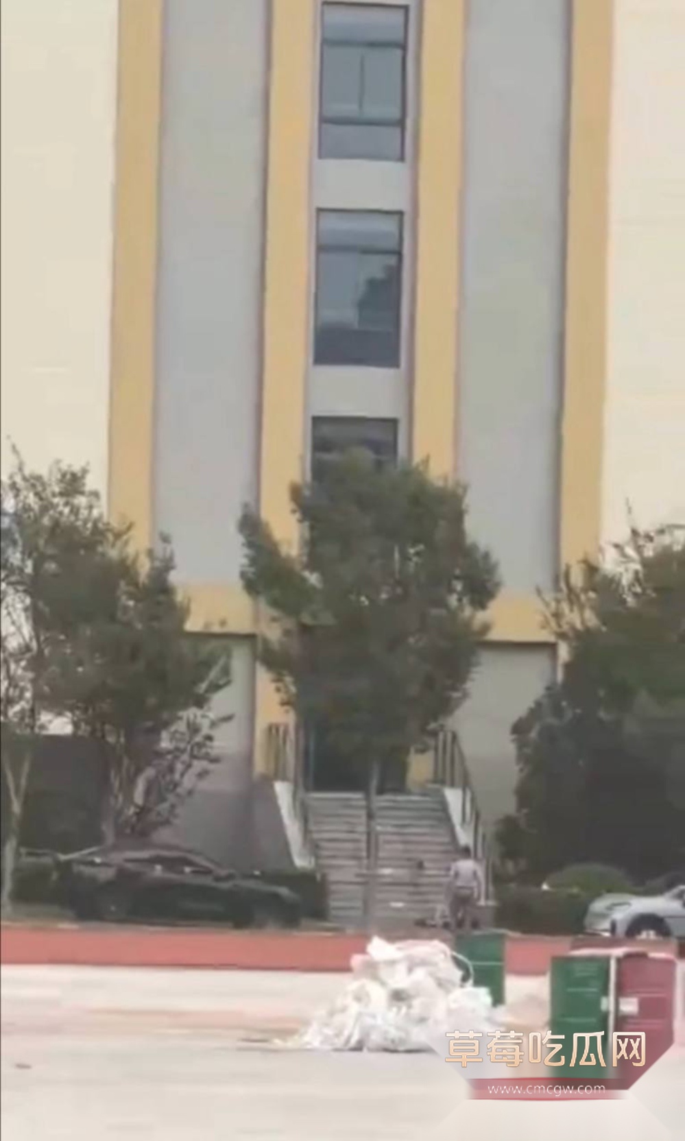 photo120250921183925 photo120250921183925